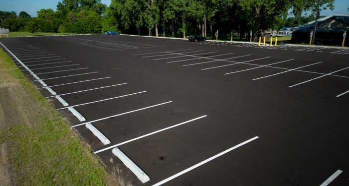 Parking Lot Paving Contractor – Asphalt Contractors